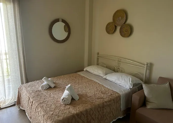 Central House Karistos Two